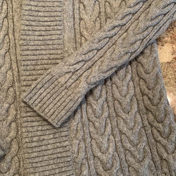 Ann Taylor Gray Cardigan Sweater, size S - Picture 7 of 8